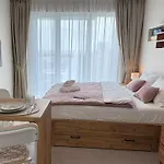 Apartman Smile Sea And *
